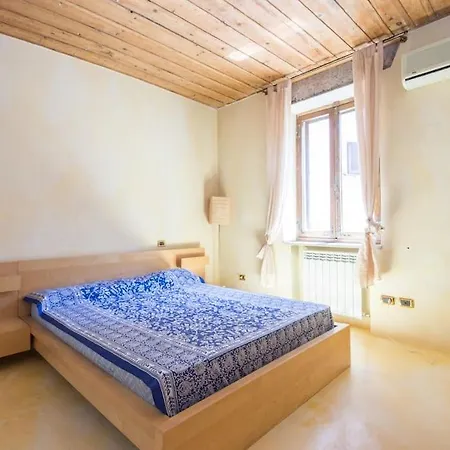 Διαμέρισμα Charming Luxury Trastevere *