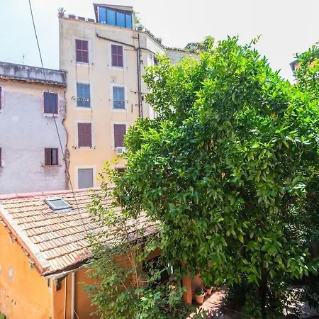 Charming Luxury Trastevere * 로마