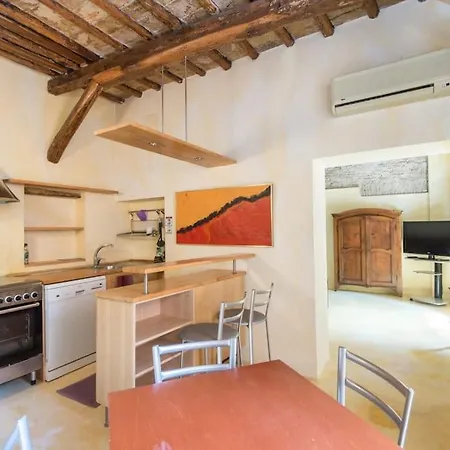 아파트 Charming Luxury Trastevere *