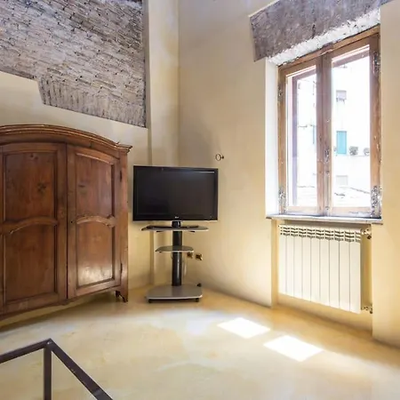 Charming Luxury Trastevere Διαμέρισμα *